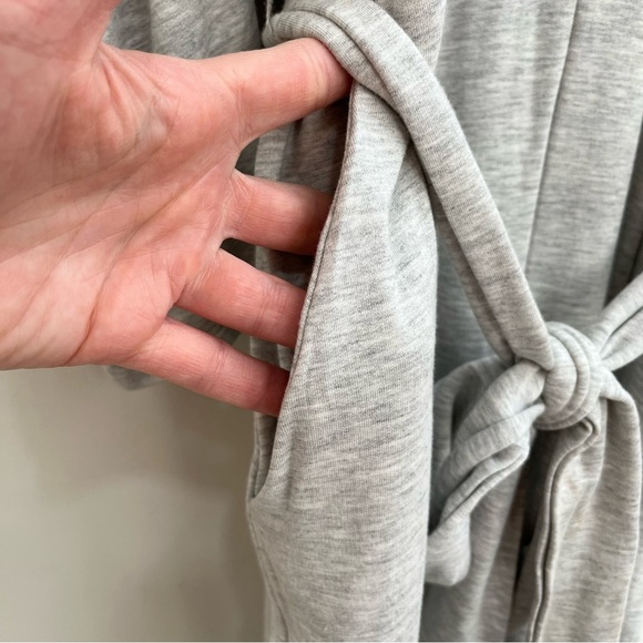 Express Gray Cozy Stretch Jersey Knit Belted Puff Sleeve Lounge Jumpsuit XL - Picture 7 of 14